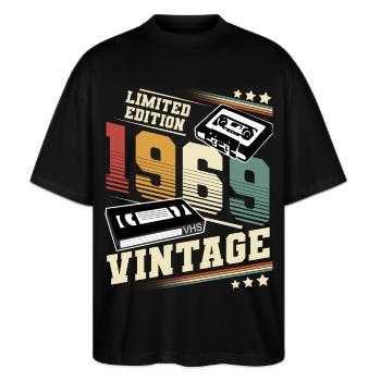 1969 Année de naissance Année de construction Anniversaire Vintage - T-shirt bio Blaster 2.0 coupe oversize Stanley/Stella Unisexe - noir - Devant - Alina (178cm) & Michal (187cm)