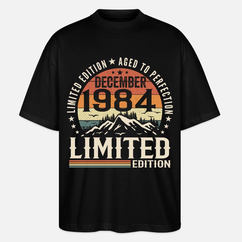 Dezember 1984 - Stanley/Stella Oversized Unisex Bio T-Shirt Blaster 2.0 - Schwarz