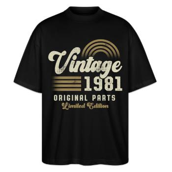 Vintage 1981 Geburtstag Retro - Stanley/Stella Oversized Unisex Bio T-Shirt Blaster 2.0 - Schwarz - Vorne - Alina (178cm) & Michal (187cm)