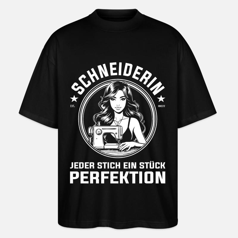 Schneiderin Design - Stanley/Stella Oversized Unisex Bio T-Shirt Blaster 2.0 - Schwarz