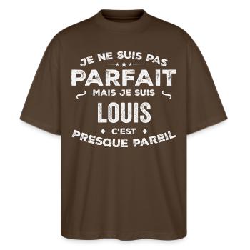 Louis Un Prénom, Une Histoire, Une Personnalité - T-shirt bio Blaster 2.0 coupe oversize Stanley/Stella Unisexe - marron foncé - Devant - Alina (178cm) & Michal (187cm)