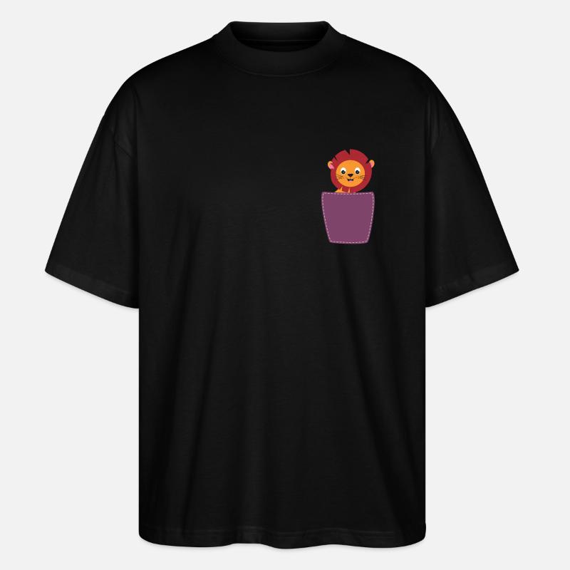 Löwe in der Brusttasche Katze - Stanley/Stella Oversized Unisex Bio T-Shirt Blaster 2.0 - Schwarz