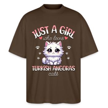 Girl Adores Turkish Angora Cat - Stanley/Stella Oversized Unisex Organic T-shirt Blaster 2.0 - mocha - Front - Alina (178cm) & Michal (187cm)