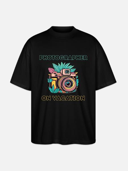 Fotograf im Urlaub - Stanley/Stella Oversized Unisex Bio T-Shirt Blaster 2.0 - Schwarz