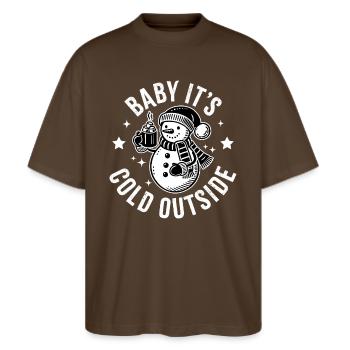 Bébé, il fait froid dehors Bonhomme de neige - T-shirt bio Blaster 2.0 coupe oversize Stanley/Stella Unisexe - marron foncé - Devant - Alina (178cm) & Michal (187cm)