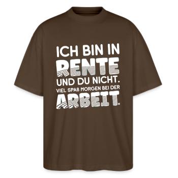 I'm retired and you're not - have fun with him - Stanley/Stella Oversized Unisex Organic T-shirt Blaster 2.0 - mocha - Front - Alina (178cm) & Michal (187cm)