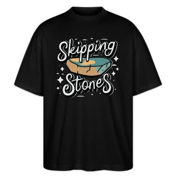 Skipping Stones - Stanley/Stella Oversized Unisex Bio T-Shirt Blaster 2.0 - Schwarz - Vorne - Alina (178cm) & Michal (187cm)