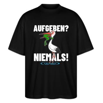 Frosch und Storch - Aufgeben? Niemals! - Stanley/Stella Oversized Unisex Bio T-Shirt Blaster 2.0 - Schwarz - Vorne - Alina (178cm) & Michal (187cm)