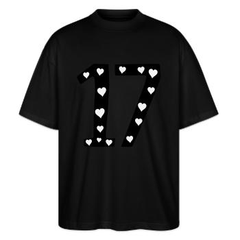 17 Geburtstag mit Herz - Stanley/Stella Oversized Unisex Bio T-Shirt Blaster 2.0 - Schwarz - Vorne - Alina (178cm) & Michal (187cm)