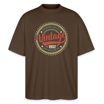 Vintage 1957 Anniversaire Retro 1957 - T-shirt bio Blaster 2.0 coupe oversize Stanley/Stella Unisexe - marron foncé - Devant - Alina (178cm) & Michal (187cm)