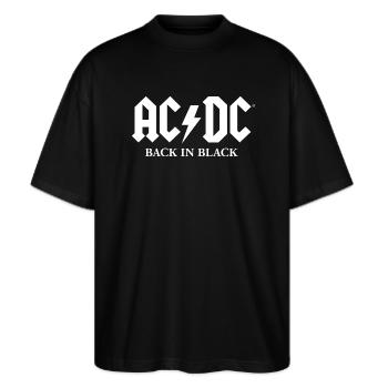 AC/DC Back In Black Album Weißes Logo Mit Blitz - Stanley/Stella Oversized Unisex Bio T-Shirt Blaster 2.0 - Schwarz - Vorne - Alina (178cm) & Michal (187cm)