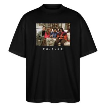 Friends Flashback Youth - Stanley/Stella Oversized Unisex Bio T-Shirt Blaster 2.0 - Schwarz - Vorne - Alina (178cm) & Michal (187cm)