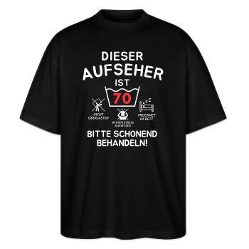 This overseer is 70. - Stanley/Stella Oversized Unisex Organic T-shirt Blaster 2.0 - black - Front - Alina (178cm) & Michal (187cm)
