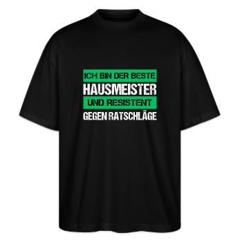 Resistenter Hausmeister - Stanley/Stella Oversized Unisex Bio T-Shirt Blaster 2.0 - Schwarz - Vorne - Alina (178cm) & Michal (187cm)