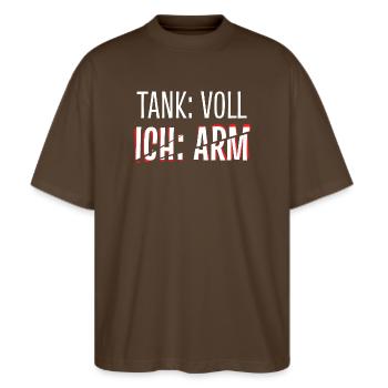 Pompe à carburant Énergie Stockage d’énergie Ravitaillement Électricité - T-shirt bio Blaster 2.0 coupe oversize Stanley/Stella Unisexe - marron foncé - Devant - Alina (178cm) & Michal (187cm)