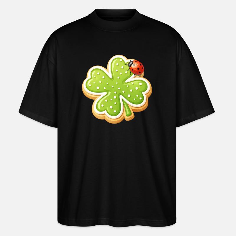 Shamrock Biscuit with Ladybug - Stanley/Stella Oversized Unisex Organic T-shirt Blaster 2.0 - black