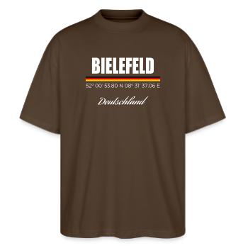 Bielefeld - Stanley/Stella Oversized Unisex Bio T-Shirt Blaster 2.0 - Dunkelbraun - Vorne - Alina (178cm) & Michal (187cm)