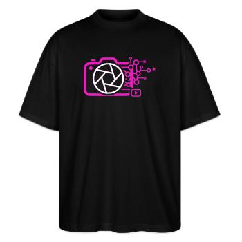 Digitale Kamera AI Art Tech Vektor - Stanley/Stella Oversized Unisex Bio T-Shirt Blaster 2.0 - Schwarz - Vorne - Alina (178cm) & Michal (187cm)