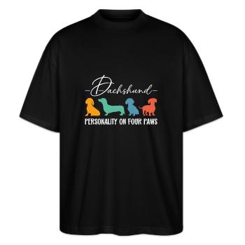 Dackel Persönlichieit auf vier Pfoten - Stanley/Stella Oversized Unisex Bio T-Shirt Blaster 2.0 - Schwarz - Vorne - Alina (178cm) & Michal (187cm)