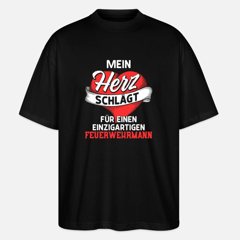 Heart beats for a firefighter - Stanley/Stella Oversized Unisex Organic T-shirt Blaster 2.0 - black