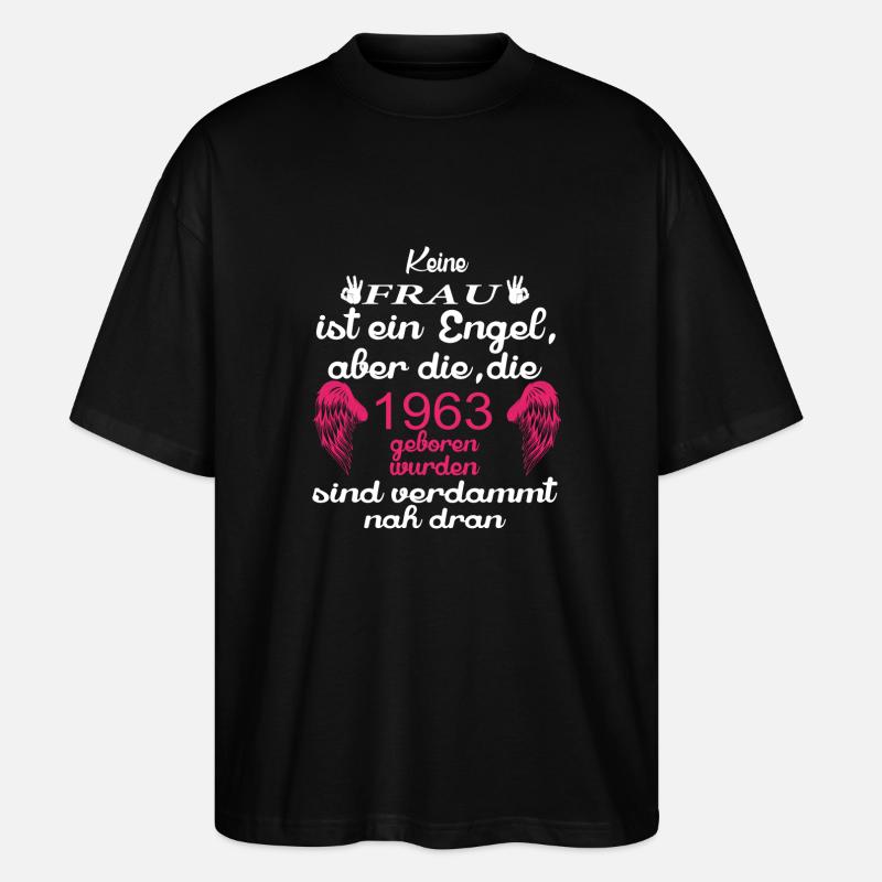 Frau Engel 1963 - Stanley/Stella Oversized Unisex Bio T-Shirt Blaster 2.0 - Schwarz