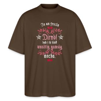 In am Dirndl dad i di gamsig mocha - Stanley/Stella Oversized Unisex Bio T-Shirt Blaster 2.0 - Dunkelbraun - Vorne - Alina (178cm) & Michal (187cm)