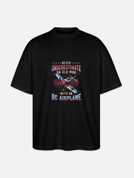 Old man with model airplane - Stanley/Stella Oversized Unisex Organic T-shirt Blaster 2.0 - black