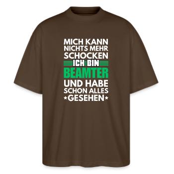 Officier non choquable - T-shirt bio Blaster 2.0 coupe oversize Stanley/Stella Unisexe - marron foncé - Devant - Alina (178cm) & Michal (187cm)