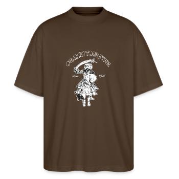 Osmanli TORUNUYUZ - Stanley/Stella Oversized Unisex Bio T-Shirt Blaster 2.0 - Dunkelbraun - Vorne - Alina (178cm) & Michal (187cm)