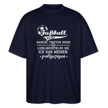 Fußball Mama - Stanley/Stella Oversized Unisex Bio T-Shirt Blaster 2.0 - Navy - Vorne - Alina (178cm) & Michal (187cm)