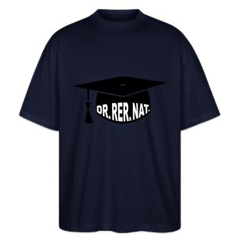 Doktor - Doktorhut - Studium - Geschenk - Dr. rer. - Stanley/Stella Oversized Unisex Bio T-Shirt Blaster 2.0 - Navy - Vorne - Alina (178cm) & Michal (187cm)
