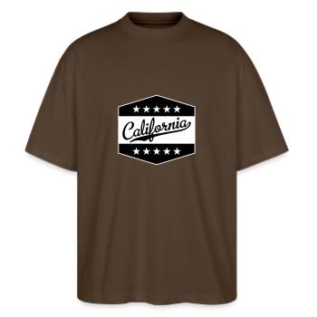 California - Stanley/Stella Oversized Unisex Bio T-Shirt Blaster 2.0 - Dunkelbraun - Vorne - Alina (178cm) & Michal (187cm)