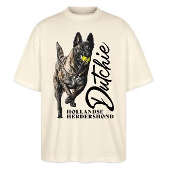 Dutch Shepherd – Dutchie - Stanley/Stella Oversized Unisex Bio T-Shirt Blaster 2.0 - Natur - Vorne - Alina (178cm) & Michal (187cm)