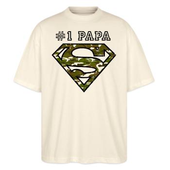 Superman Super Papa Armee - Stanley/Stella Oversized Unisex Bio T-Shirt Blaster 2.0 - Natur - Vorne - Alina (178cm) & Michal (187cm)