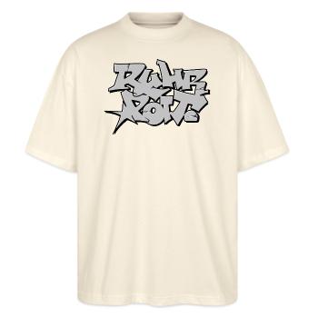 Ruhrpott Graffiti - Stanley/Stella Oversized Unisex Bio T-Shirt Blaster 2.0 - Natur - Vorne - Alina (178cm) & Michal (187cm)