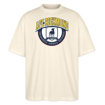 Ted Lasso AFC Richmond Logo - Stanley/Stella Oversized Unisex Bio T-Shirt Blaster 2.0 - Natur - Vorne - Alina (178cm) & Michal (187cm)