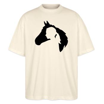 Pferdekopf mit Frauensilhouette - Stanley/Stella Oversized Unisex Bio T-Shirt Blaster 2.0 - Natur - Vorne - Alina (178cm) & Michal (187cm)