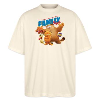 Garfield Family Style Mit Hund Odie Und Papa Vic - Stanley/Stella Oversized Unisex Bio T-Shirt Blaster 2.0 - Natur - Vorne - Alina (178cm) & Michal (187cm)