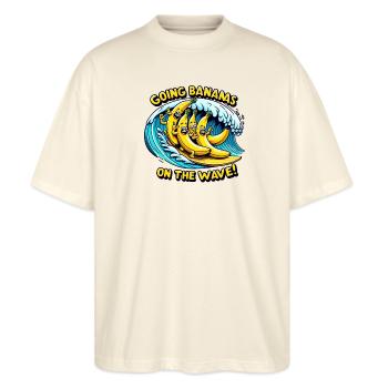Going Bananas on the Wave - Stanley/Stella Oversized Unisex Bio T-Shirt Blaster 2.0 - Natur - Vorne - Alina (178cm) & Michal (187cm)