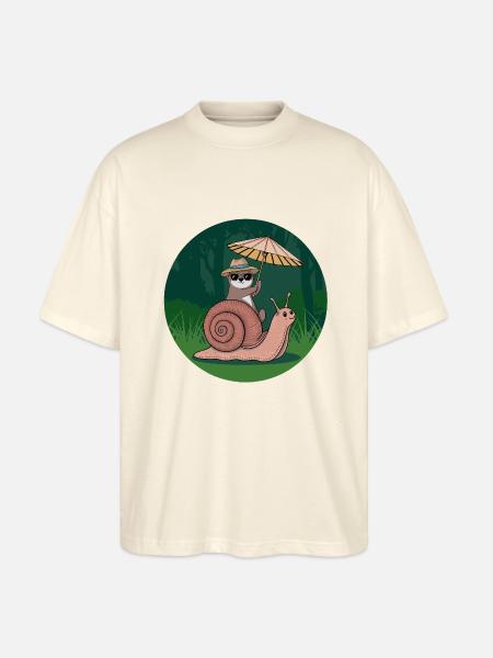 Morsom oter med parasoll sittende på snegl - Stanley/Stella Blaster 2.0 Økologisk Oversized Unisex T-skjorte - myk ecru