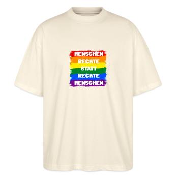 Menschenrechte - Stanley/Stella Oversized Unisex Bio T-Shirt Blaster 2.0 - Natur - Vorne - Alina (178cm) & Michal (187cm)