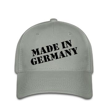 MADE IN GERMANY - Flexfit Cap - Grüngrau - Vorne