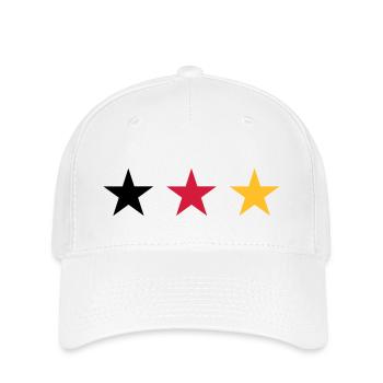Allemagne trois étoiles dans Noir Rouge Or - Casquette Flexfit - blanc - Devant