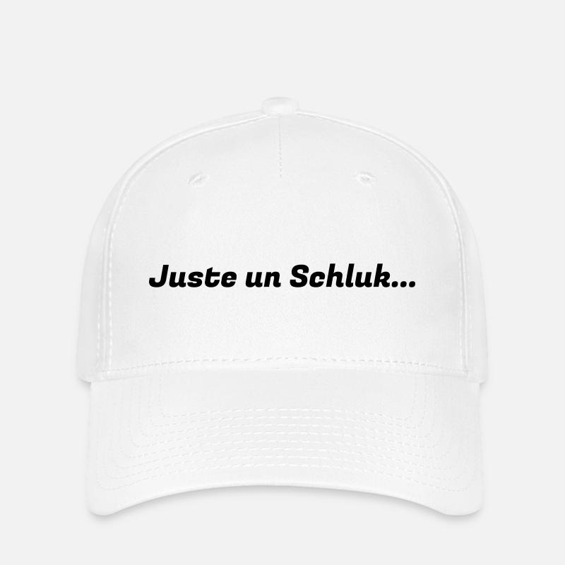Juste_un_Schluck_logo - Flexfit Cap - white