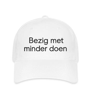 Doing less – Trendy Text Design - Flexfit Cap - white - Front