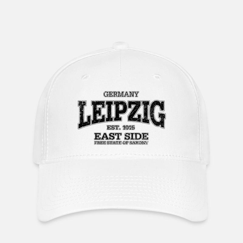 Leipzig (black oldstyle) - Flexfit Cap - Weiß