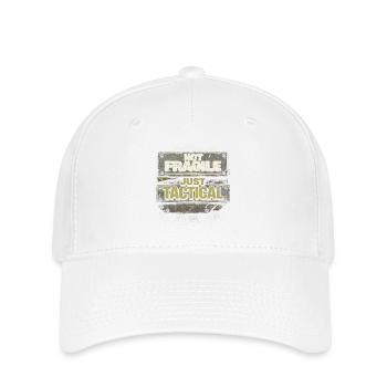 Femmes soldats : Femmes soldats : pas fragiles, juste tactiques - Casquette Flexfit - blanc - Devant
