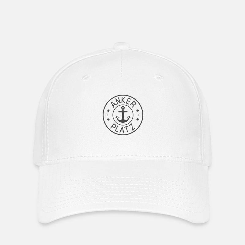 Badge "Ankerplatz" - Flexfit Cap - Weiß