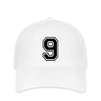 9 - Flexfit Cap - Weiß - Vorne