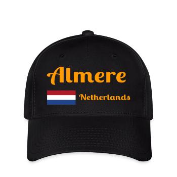 Almere Niederlande - Stilvolle Drucke - Flexfit Cap - Schwarz - Vorne